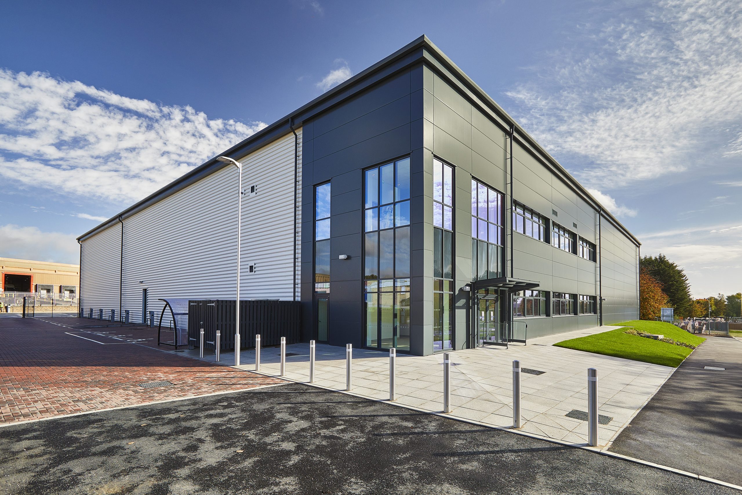 BUILDING 92 – GREENHAM BUSINESS PARK, NEWBURY