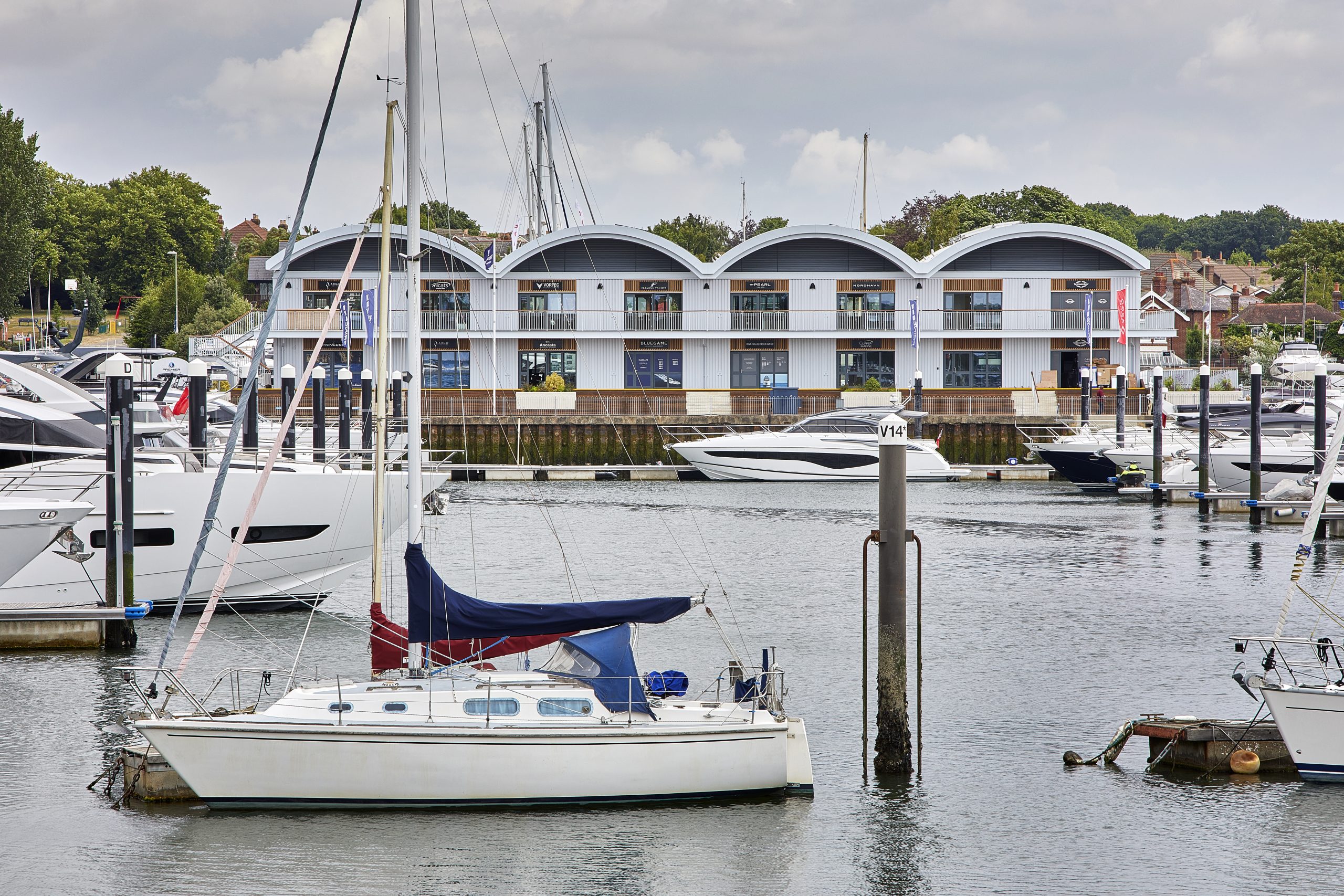 PREMIER SWANWICK MARINA