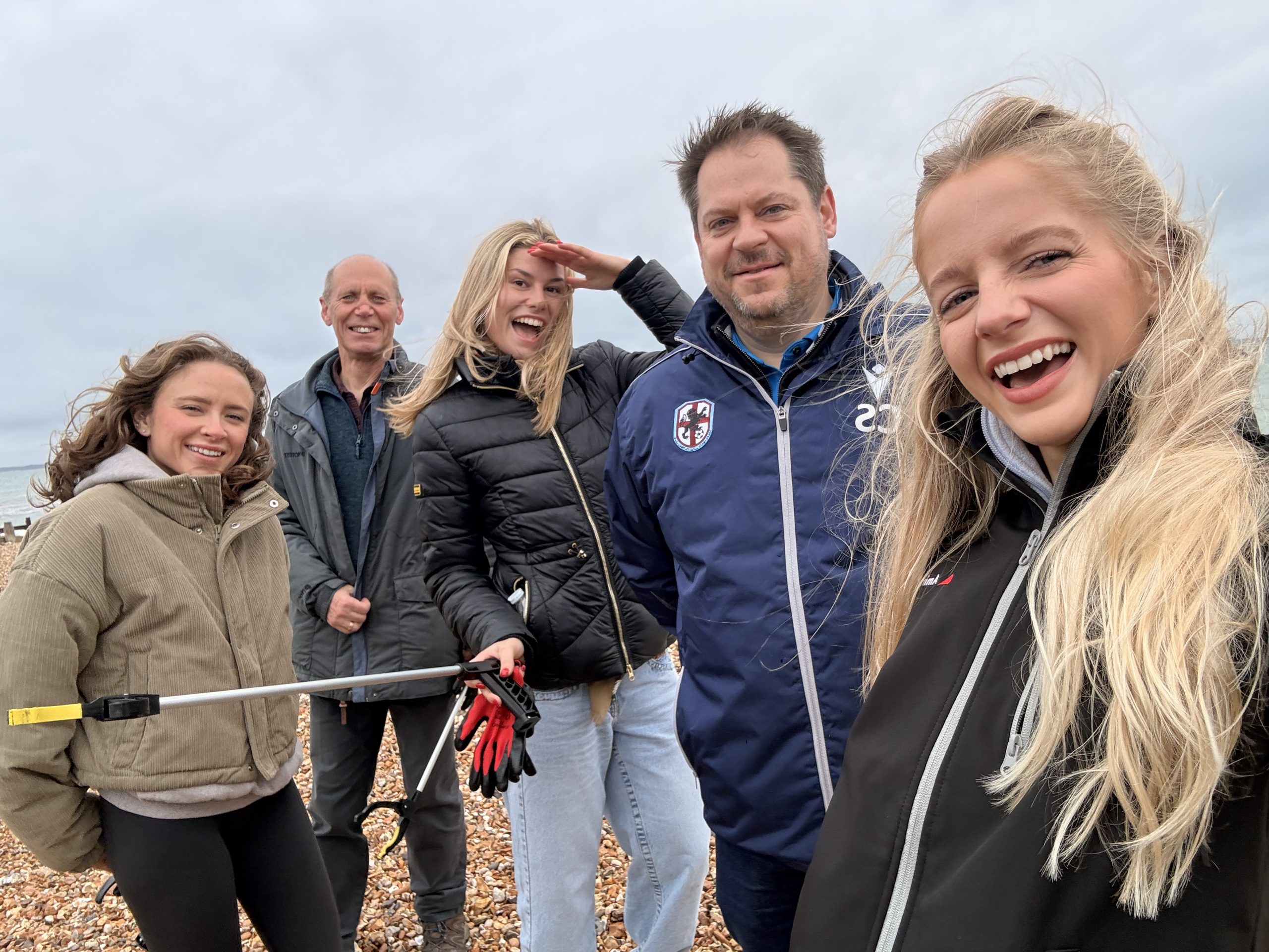 Amiri Beach Walk & Clean-Up at Hill Head Beach!