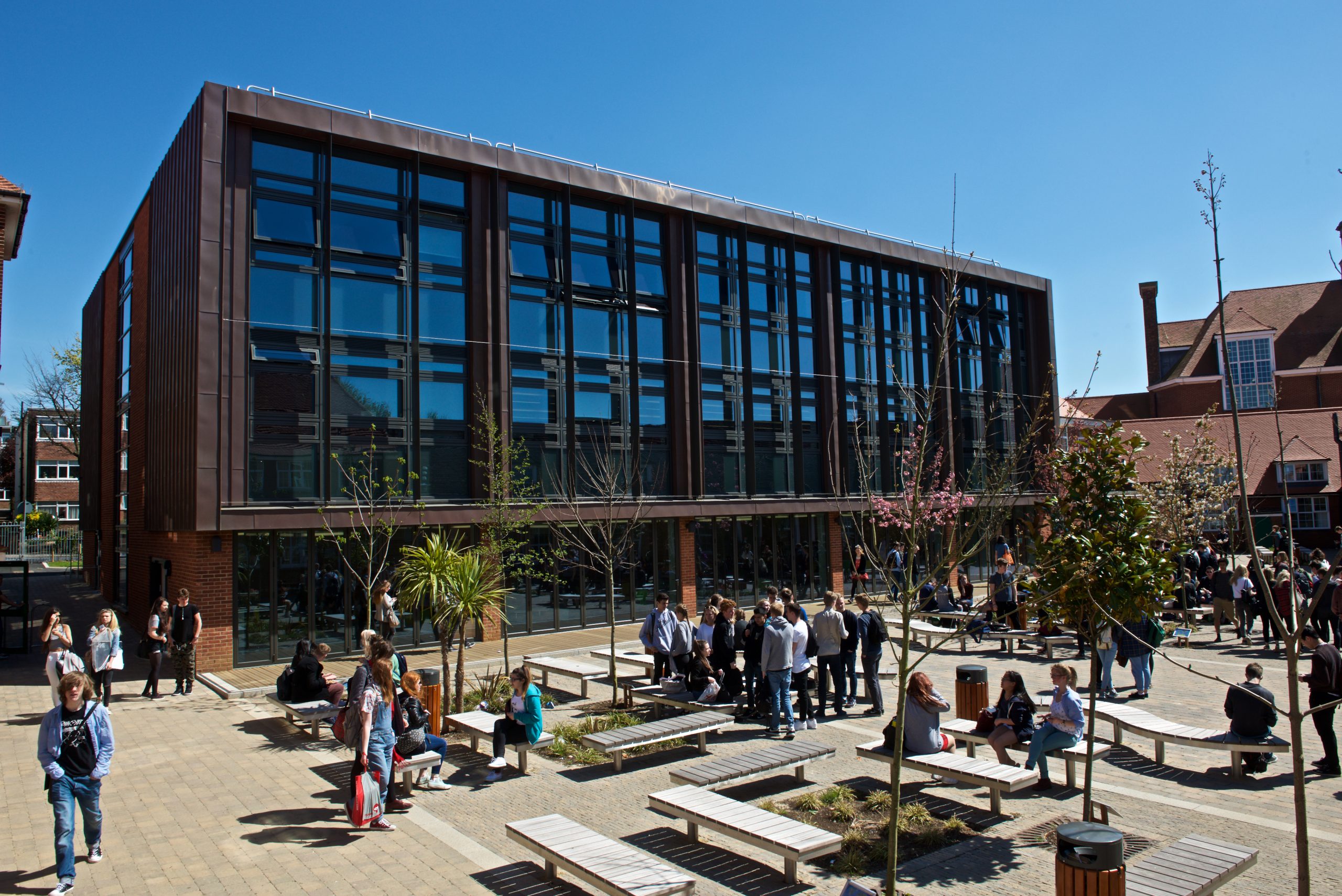 BRIGHTON & HOVE SIXTH FORM COLLEGE – TEACHING BLOCK
